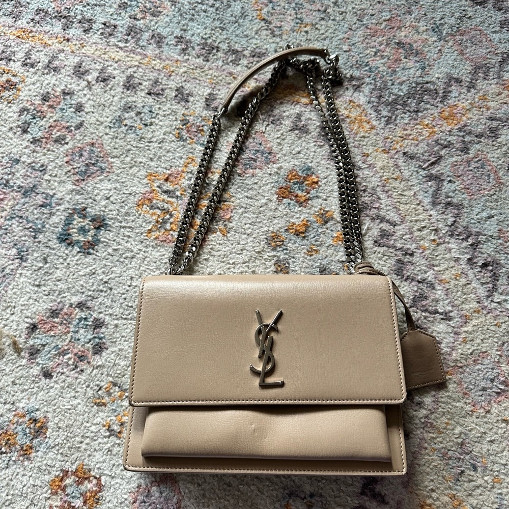 Gorgeous Saint Laurent Sunset Bag - Picture 2 of 6